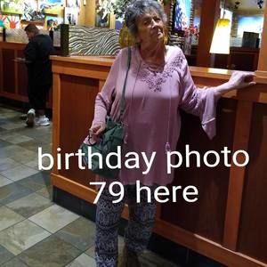 Meet your Posher, Olivia